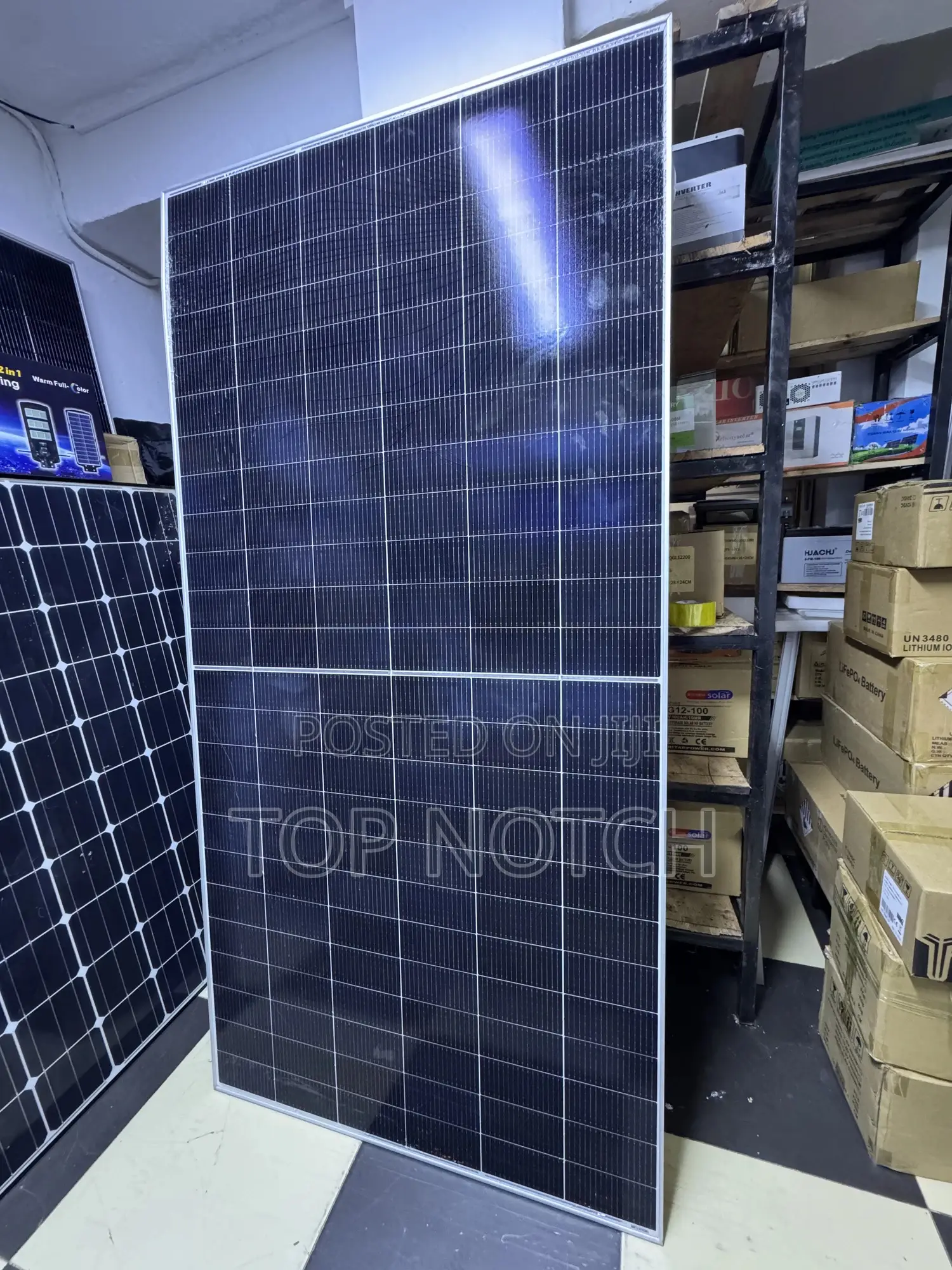 650 Watts Monocrystaline Solar Panel