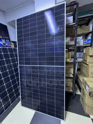 650 Watts Monocrystaline Solar Panel