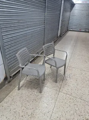 Boom Plastic Chairs Plastic Chairs