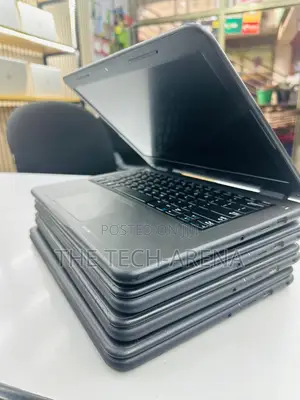 New Laptop Dell Latitude 3301 4GB Intel Core i3 SSD 128GB