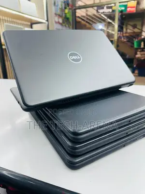 New Laptop Dell Latitude 3301 4GB Intel Core i3 SSD 128GB
