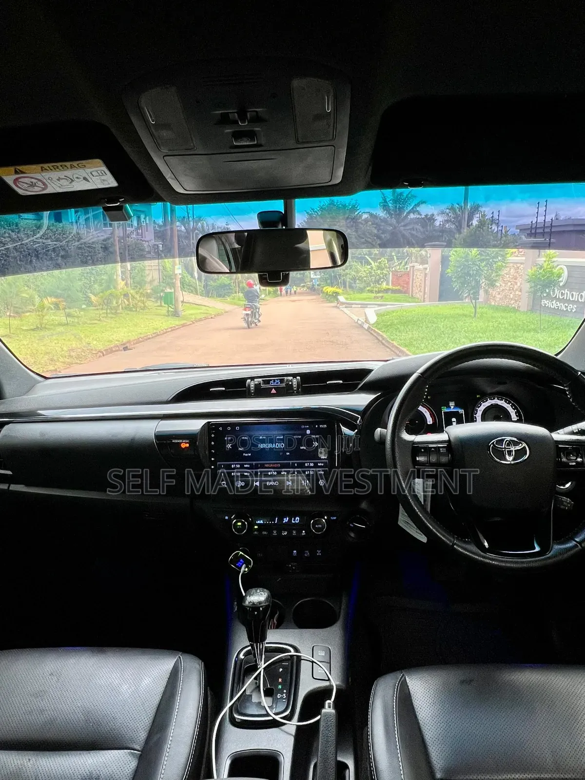 Toyota Hilux 2017 Gray