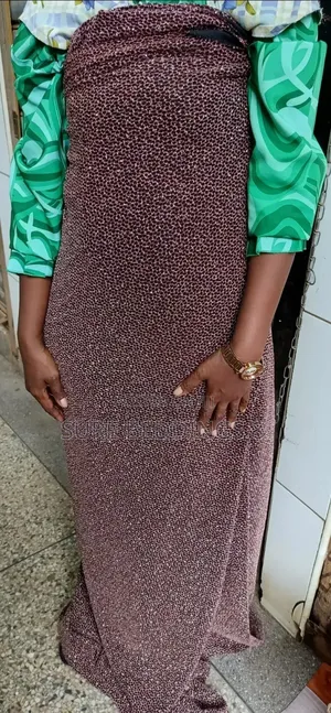 Brown Corporate Gomesi