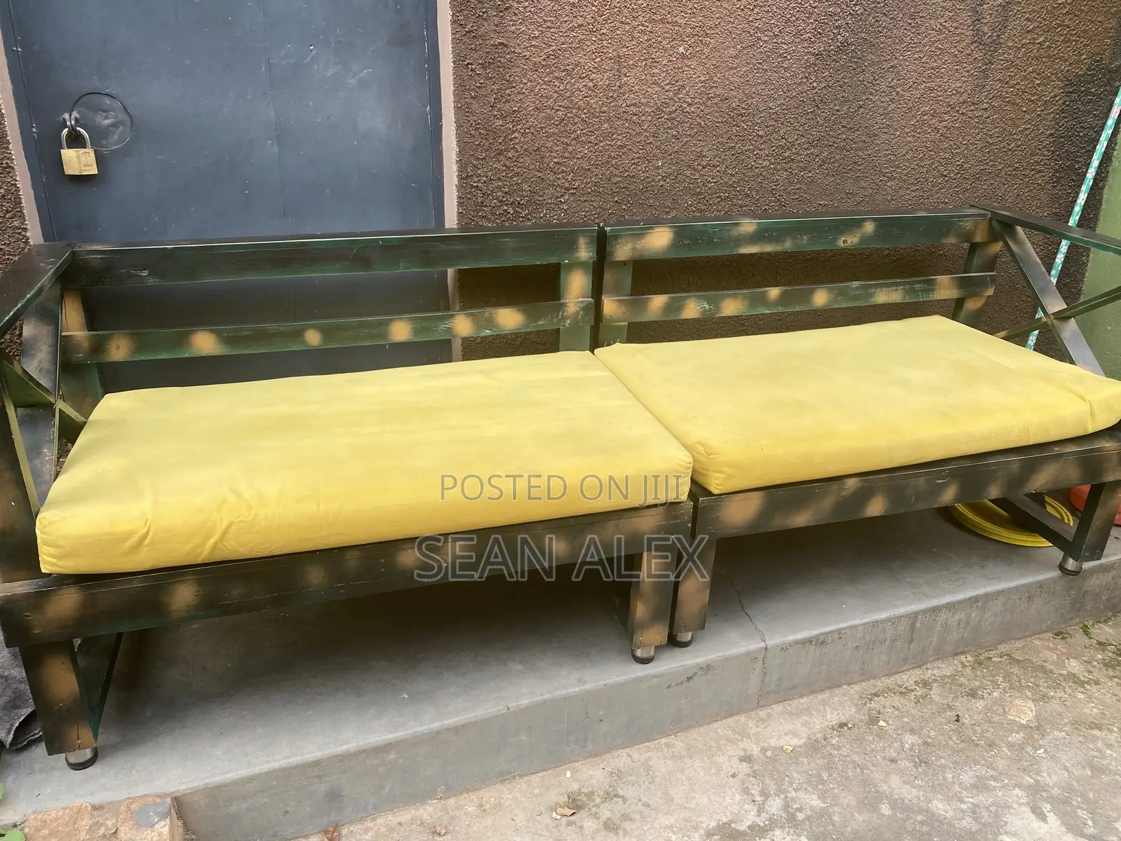 Nice 4 Seater Sofa