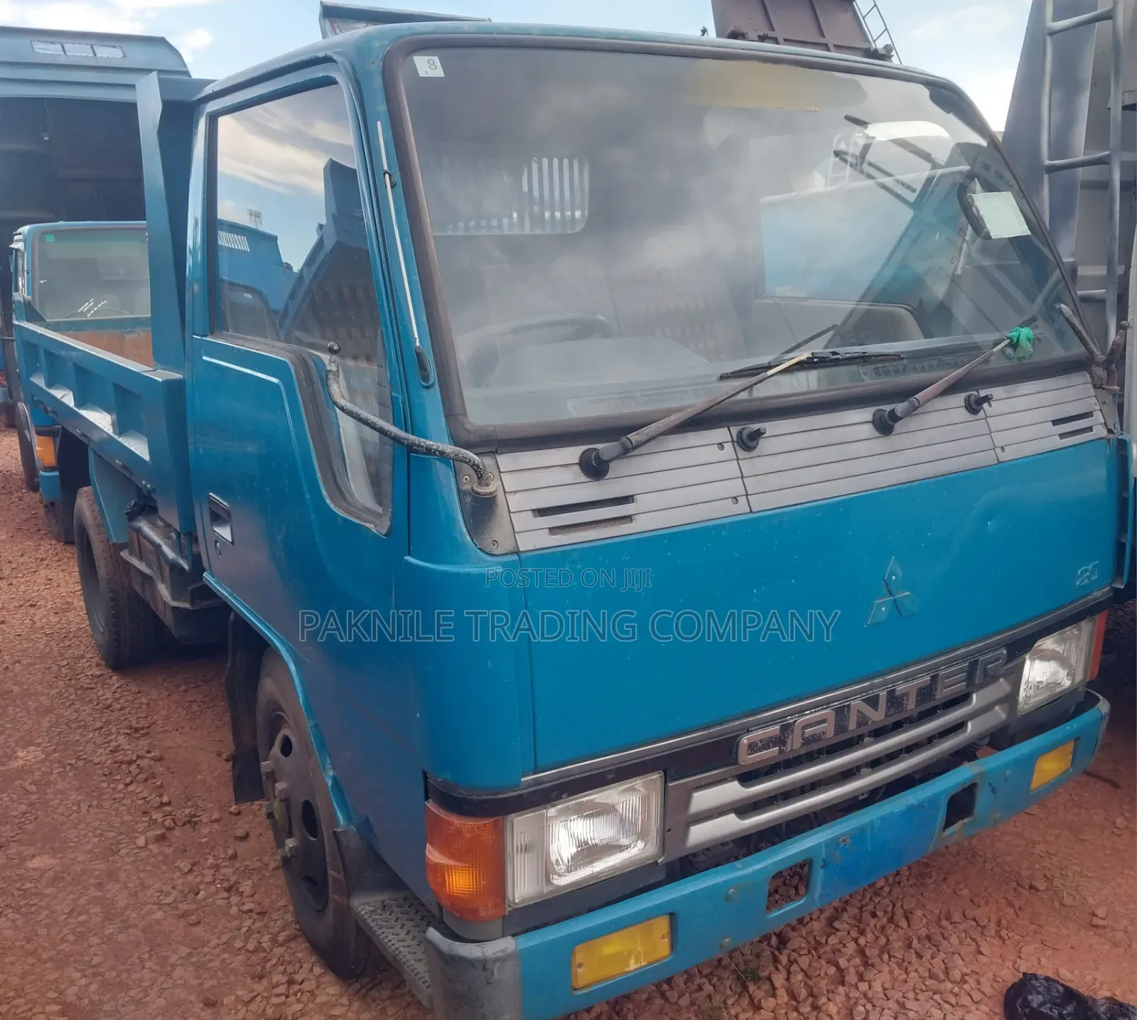 Mitsubishi Canter 1992 Blue