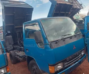 Mitsubishi Canter 1993
