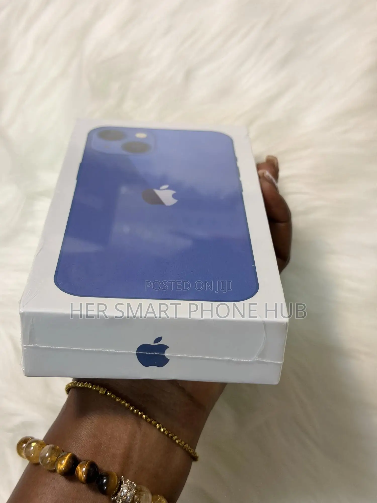 New Apple iPhone 13 256 GB Blue