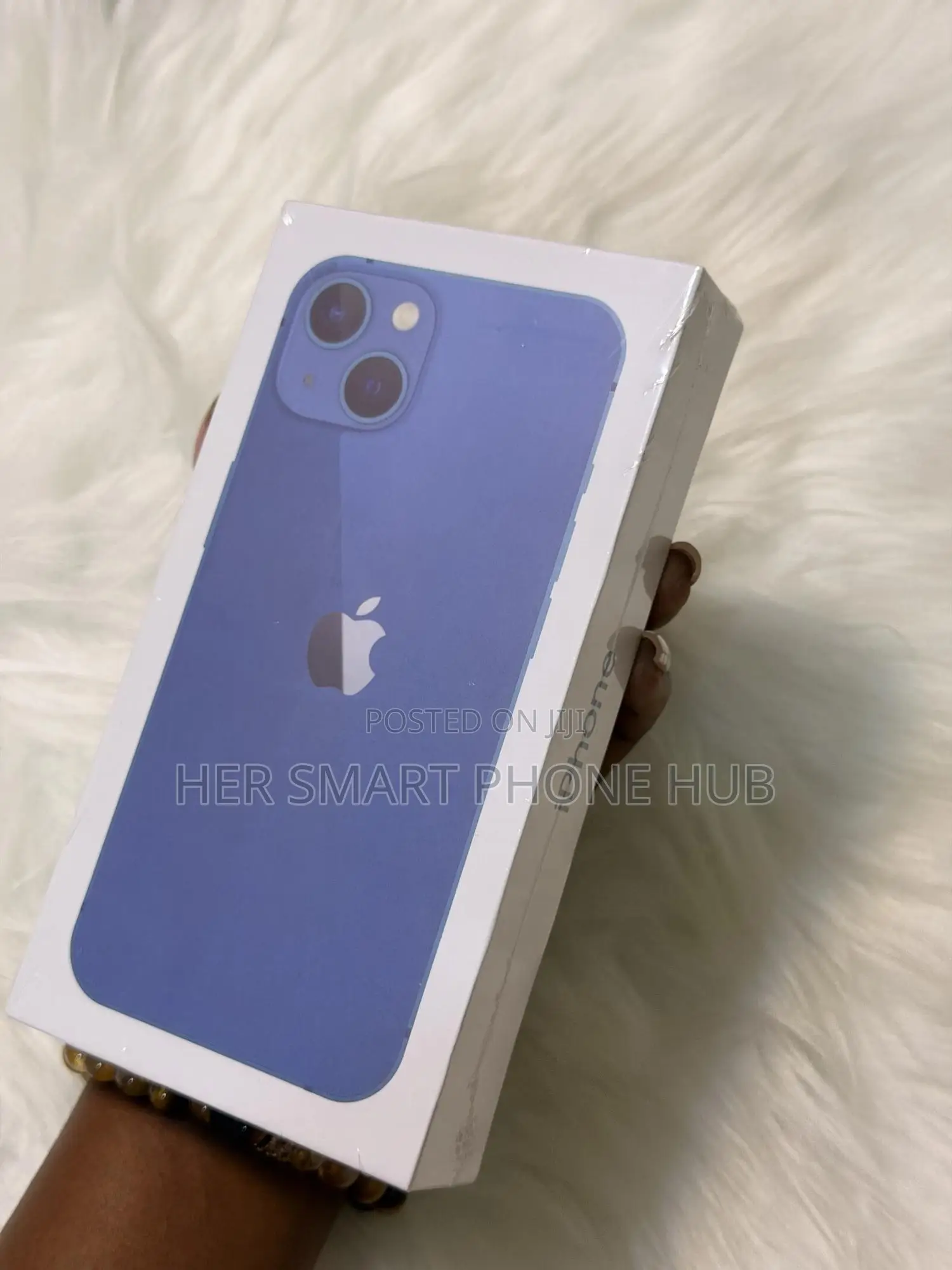 New Apple iPhone 13 256 GB Blue