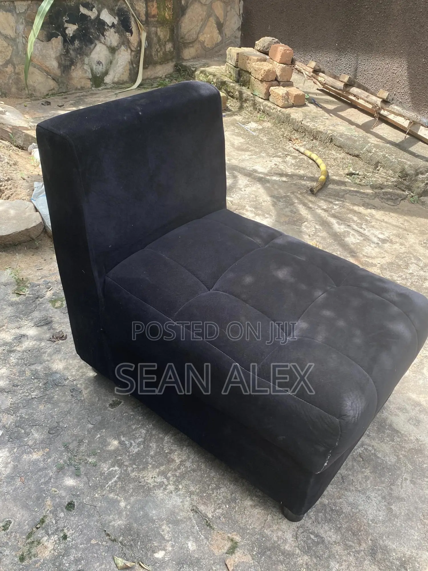 Nice One Seater Chair.