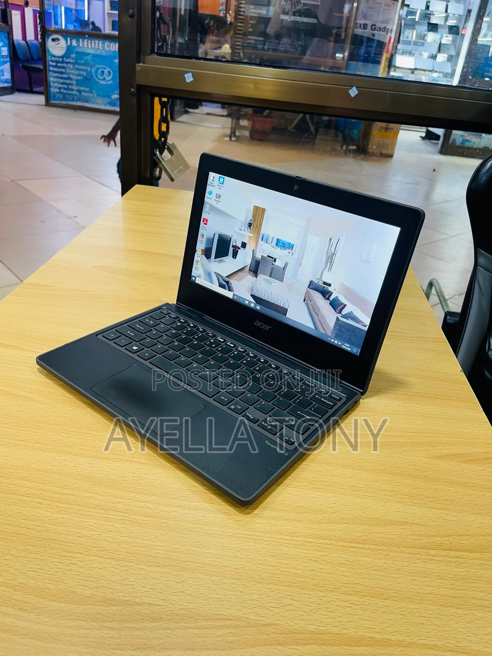 New Laptop Acer TravelMate B113 4GB Intel Celeron SSD 128GB