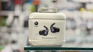 Powerbeats Fit