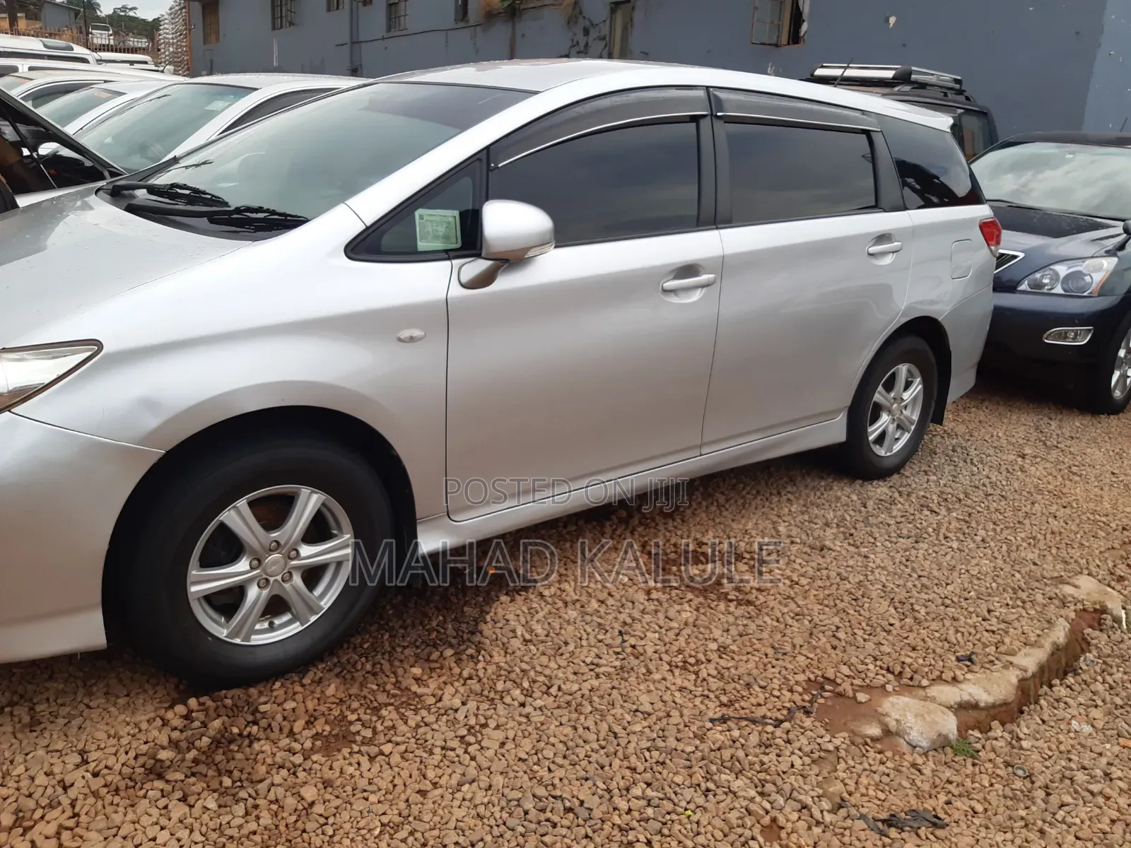 Toyota Wish 2010 Silver
