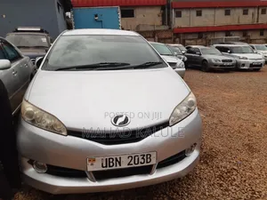 Toyota Wish 2010 Silver