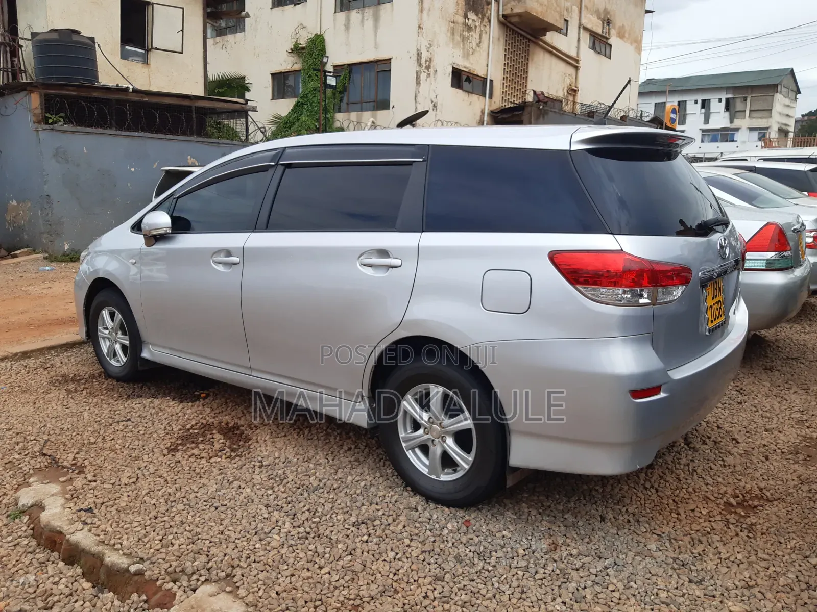 Toyota Wish 2010 Silver