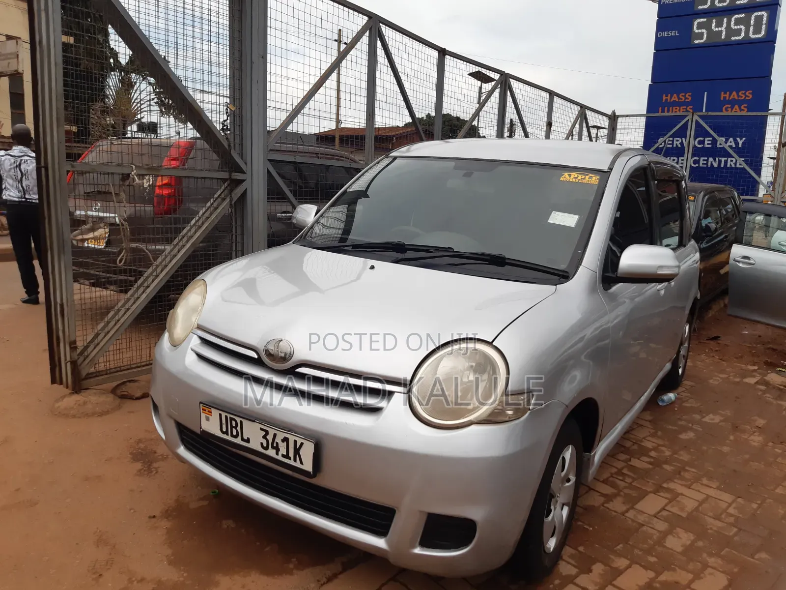 Toyota Sienta 2008 Silver