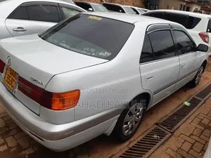 Toyota Corona Premio 2000 Silver