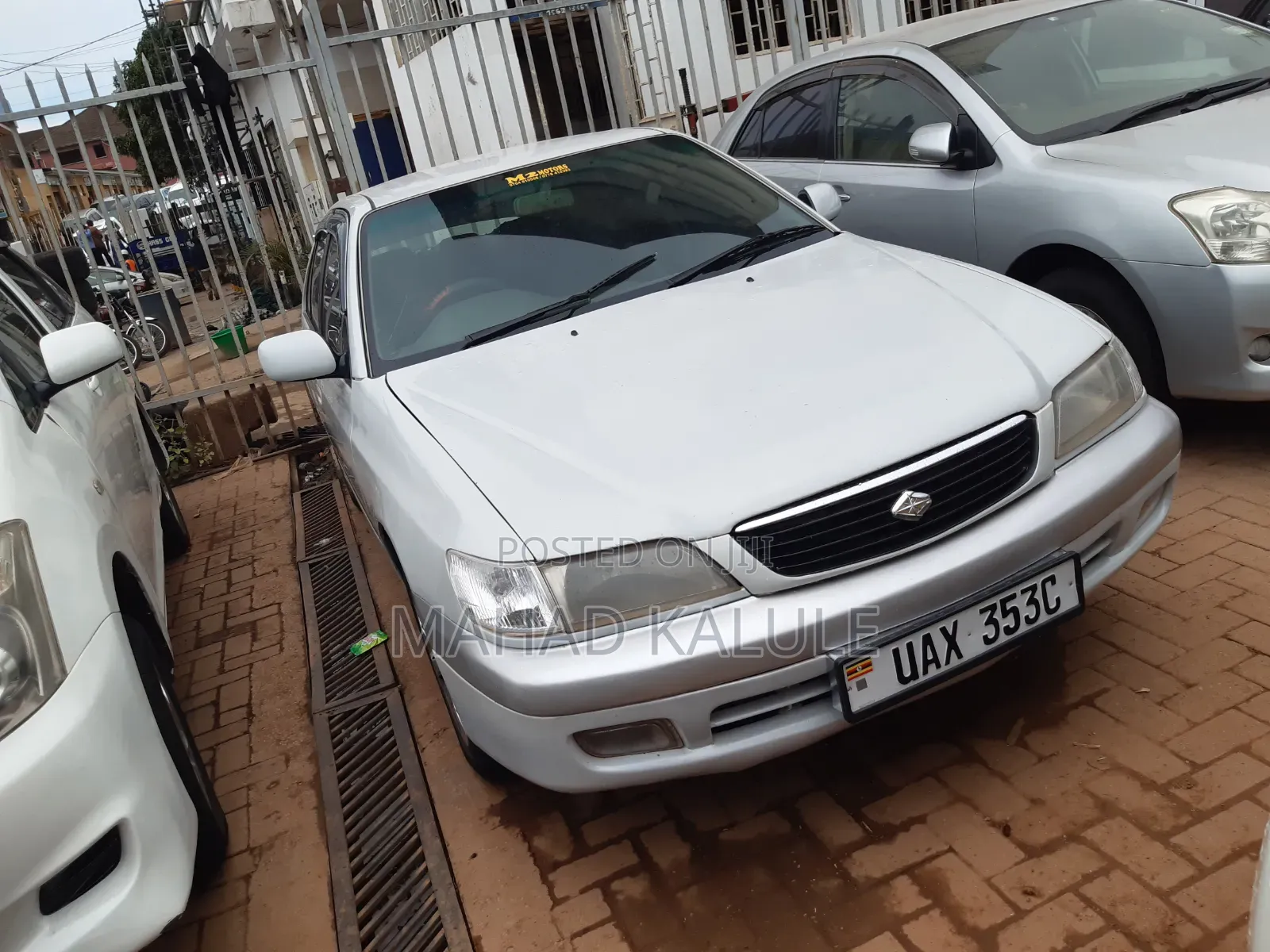 Toyota Corona Premio 2000 Silver