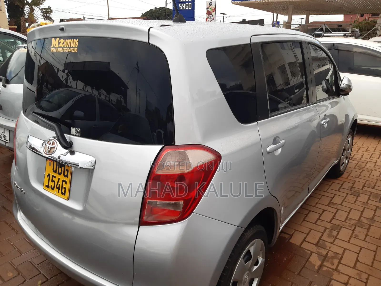 Toyota Ractis 2008 Silver