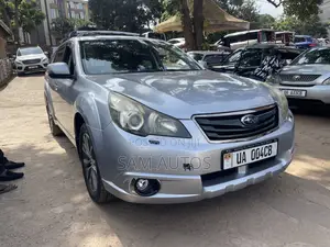 Subaru Outback 2011 Silver