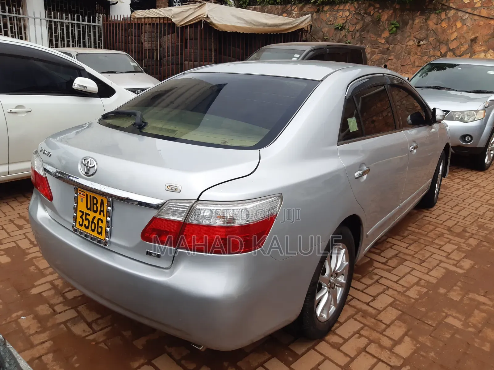 Toyota Premio 2010 Silver