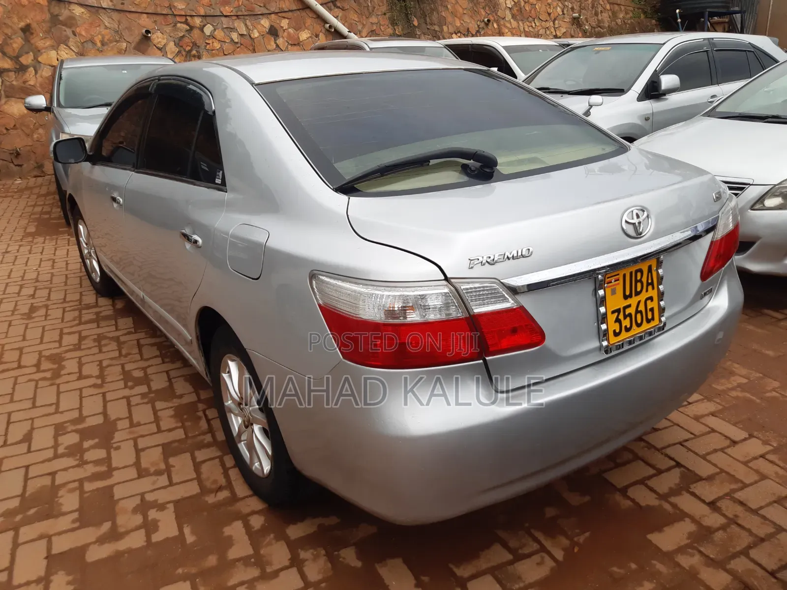 Toyota Premio 2010 Silver