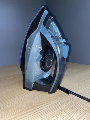 Midea 
Steam Iron