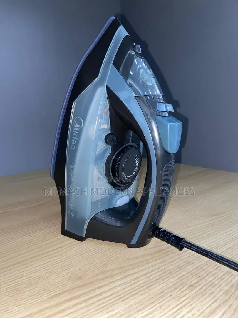 Midea 
Steam Iron