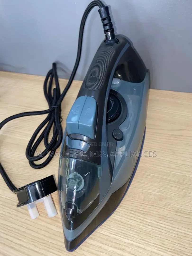 Midea 
Steam Iron