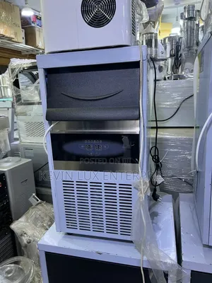Ice Cube Maker Machine
