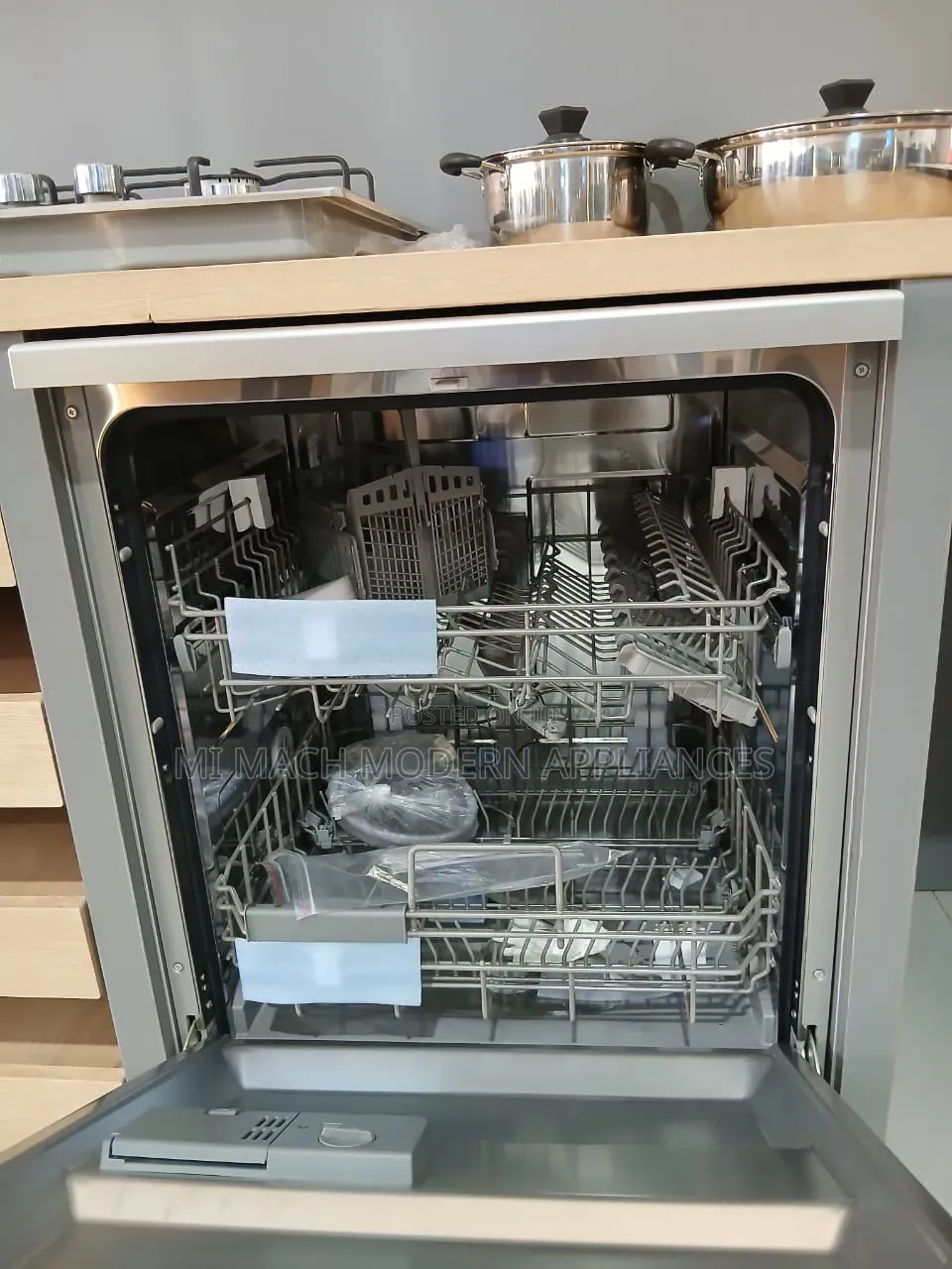 Midea 13 Place Dish Washer
