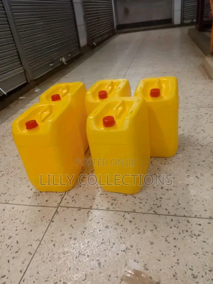A Bundle of 10 Jerrycans 20litres