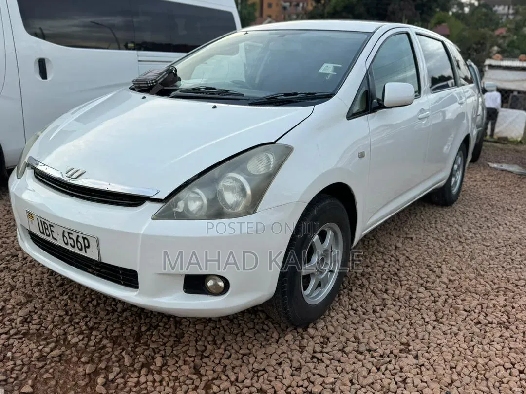 Toyota Wish 2005 White