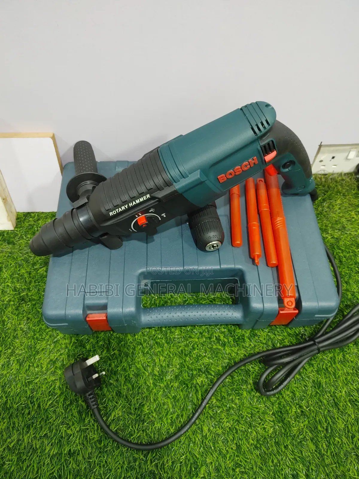 800w Bosch/Rotary Hammer/Demolition Drill Corded Electric