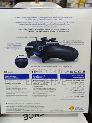 Sony Dualshock 4 Wireless Controller in Black for Playstation 4.