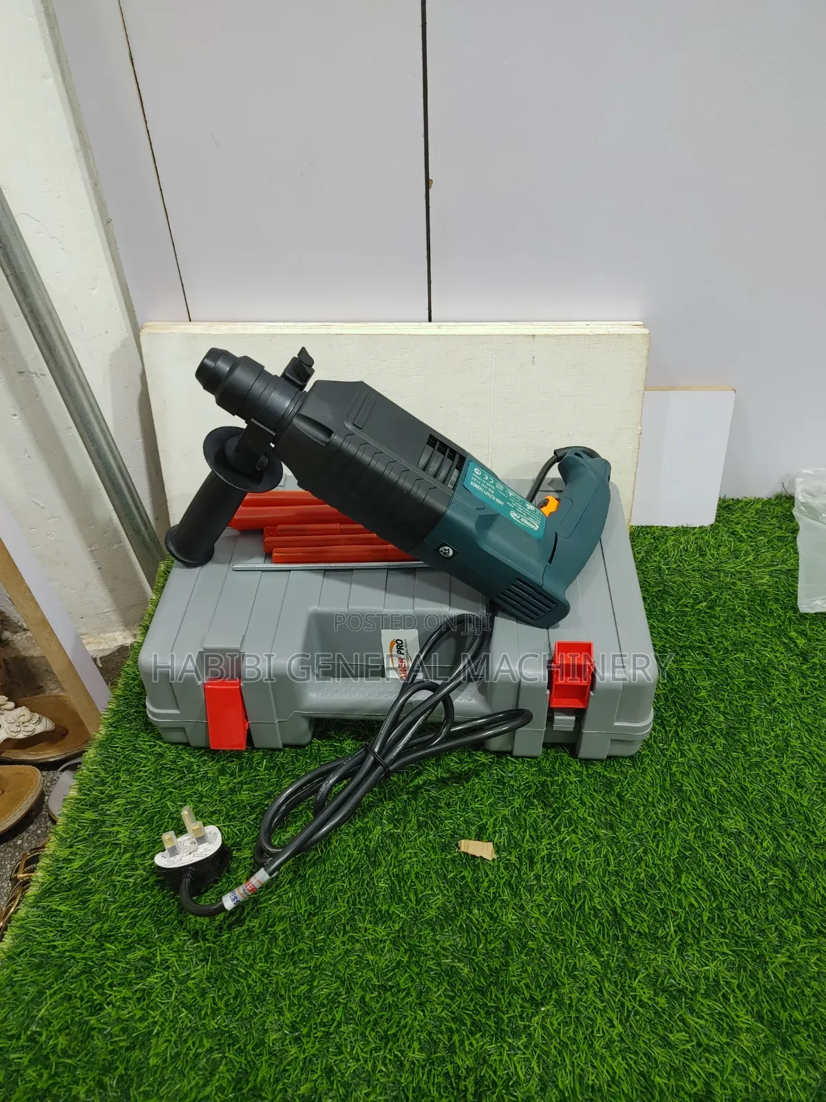 Raider Pro 24mm Corded Electric 850watts Rotary Hammer Drill