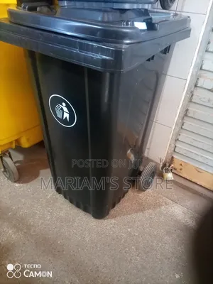 240ltr Black Hdpe Plastic Wheelie Bin for Outdoor Waste Management