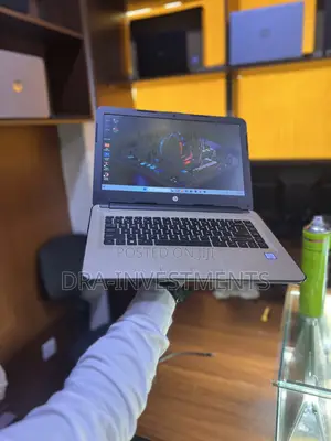 Laptop HP 348 G4 8GB Intel Core i5 SSD 128GB