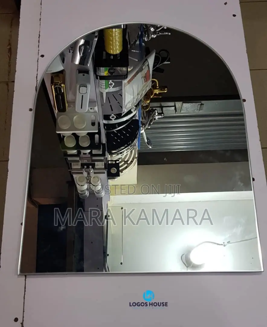 Plain Mirror