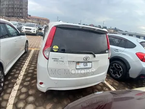 Toyota Passo Sette 1.5 AWD 2012 White