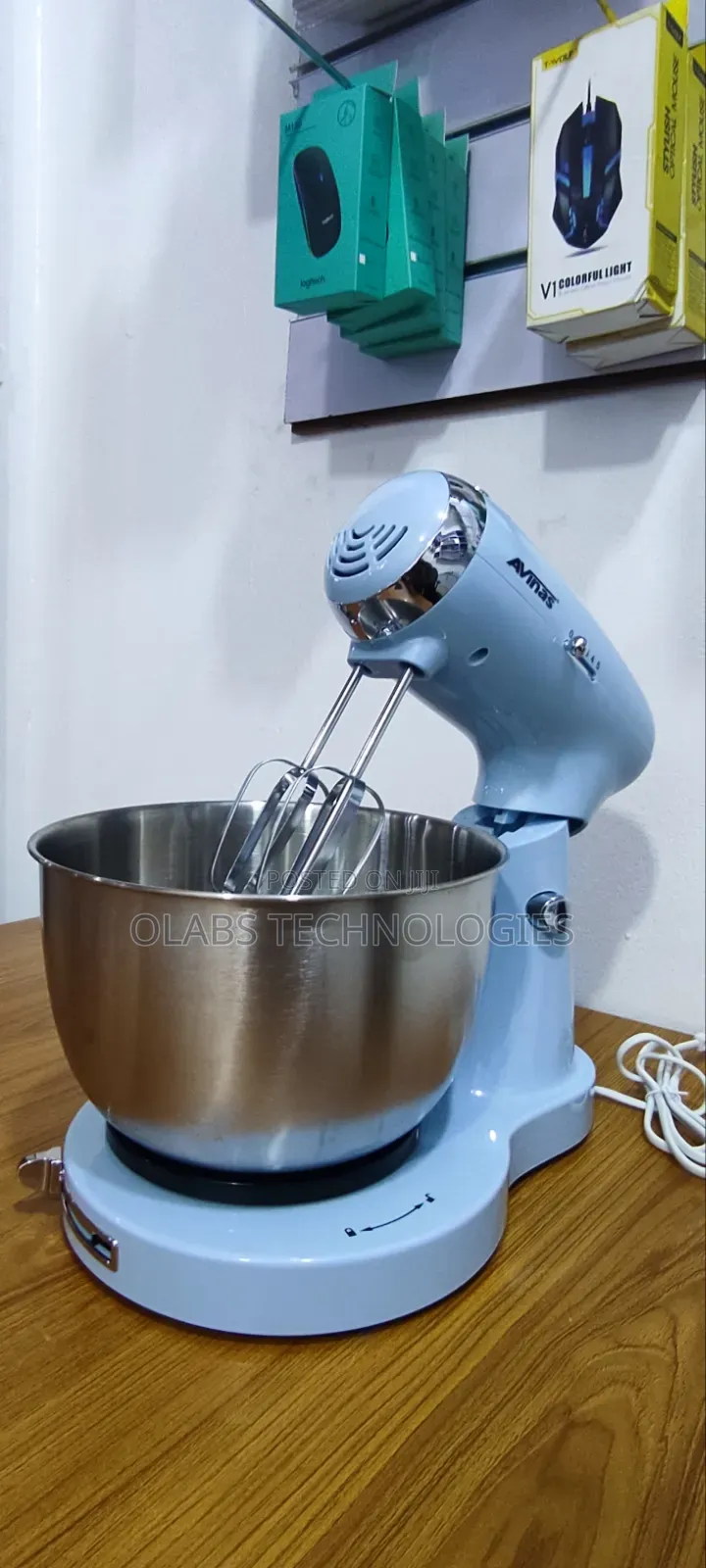 The Egg Beater Avinas