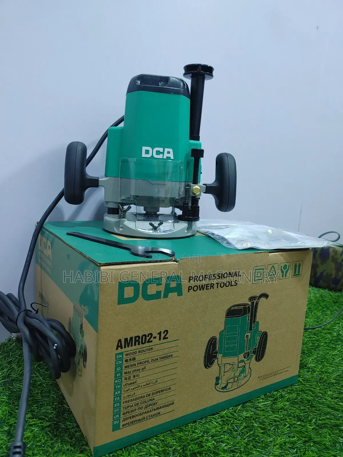 900w Corded Electrical Wood Router Dca