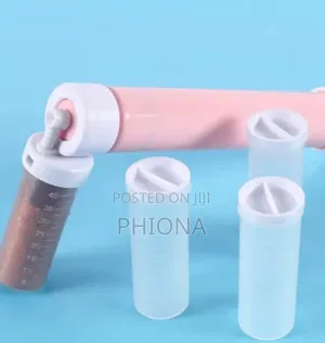 Plastic Cake Sprayer Tool