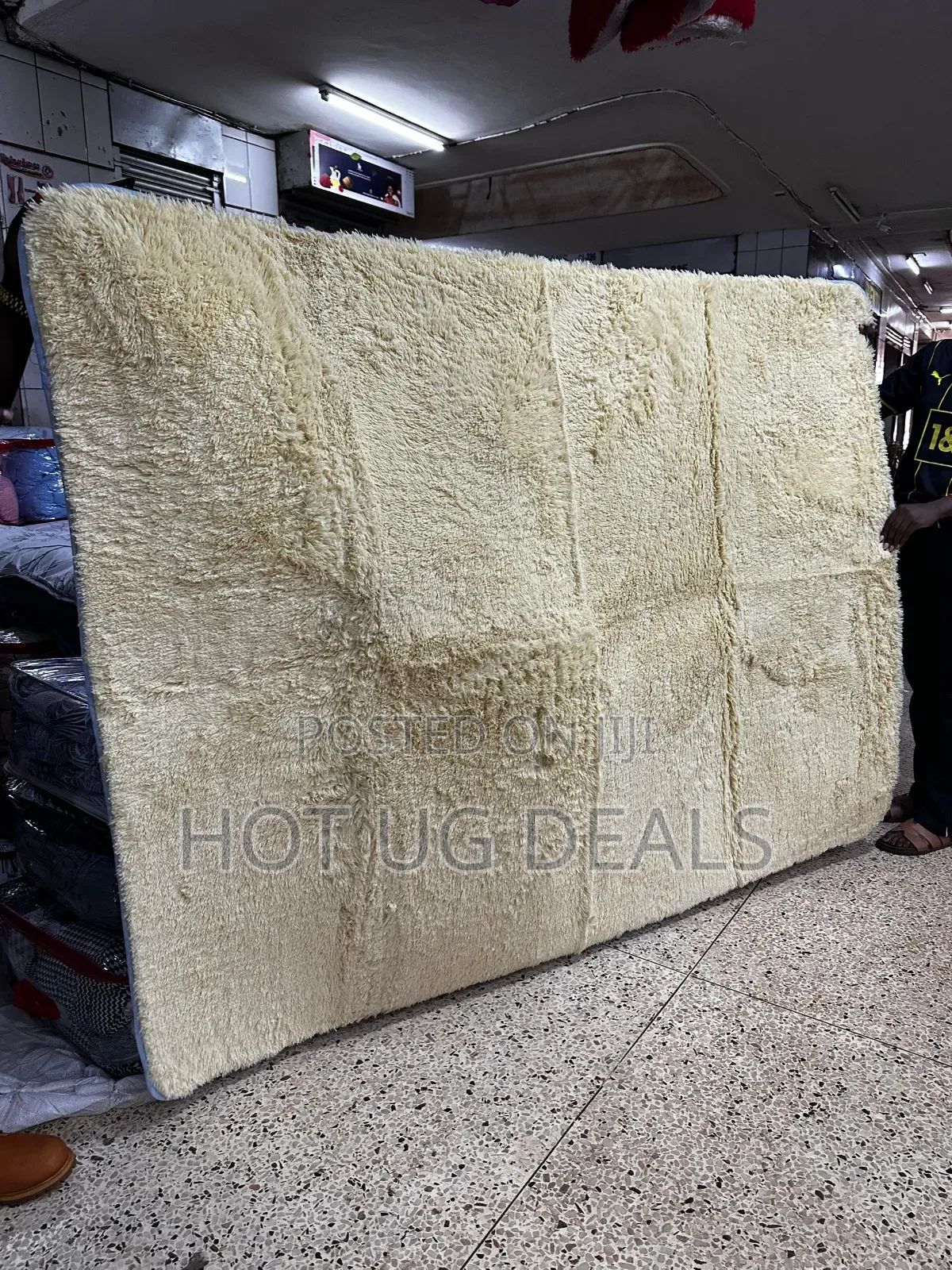 2.5 X2m Medium Fluffy Center Carpets Fluffy Rugs - Cream