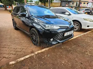 Toyota Corolla Fielder 1.5 Hybrid FWD 2018 Black