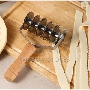 Professional Multi-Wheel Pastry and Pasta Cutter With Wooden Handle