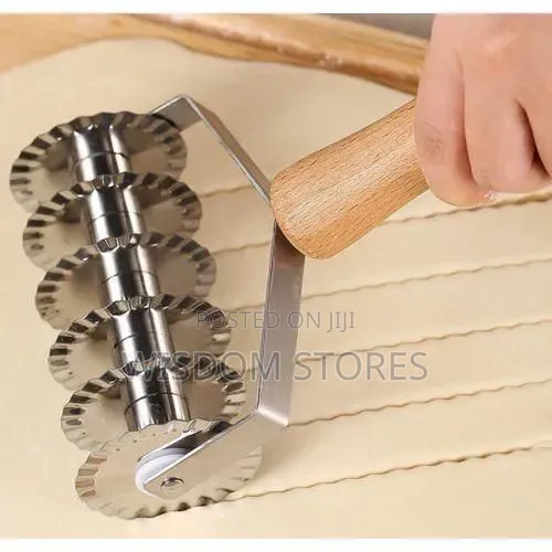 Professional Multi-Wheel Pastry and Pasta Cutter With Wooden Handle