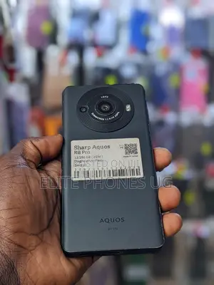 Sharp Aquos R8s pro 256 GB Black