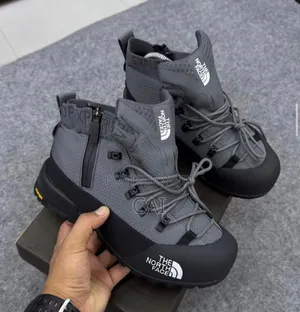 North Face Glenclyffe Zip Boots. Grey