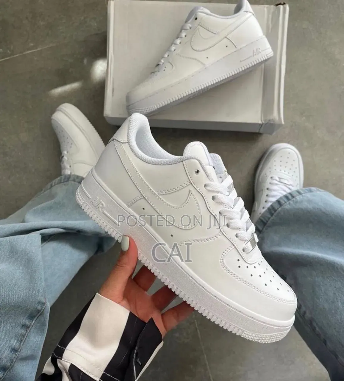 Nike Air Force 1 '07 White Sneakers