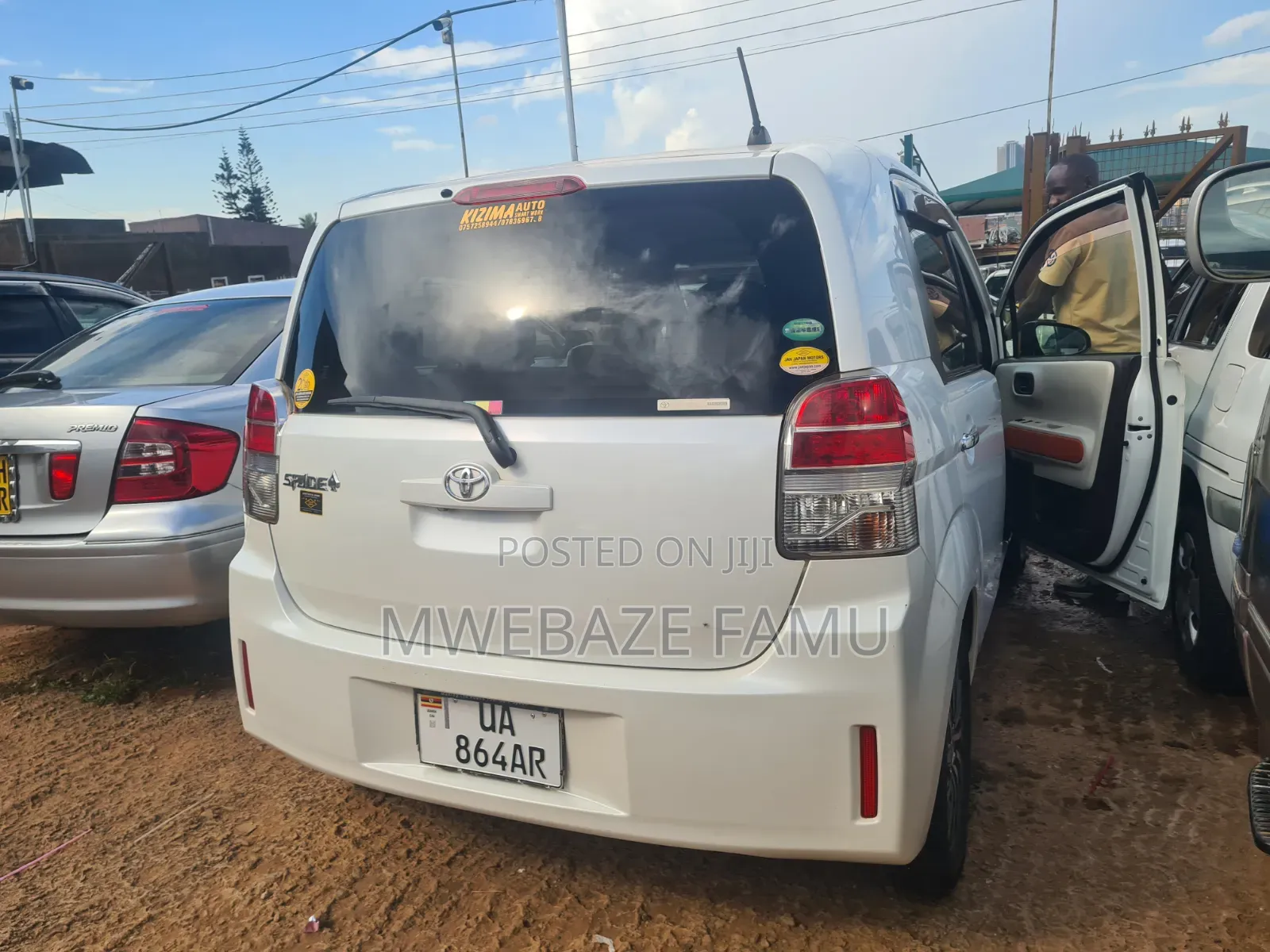 Toyota Spade 2012 White